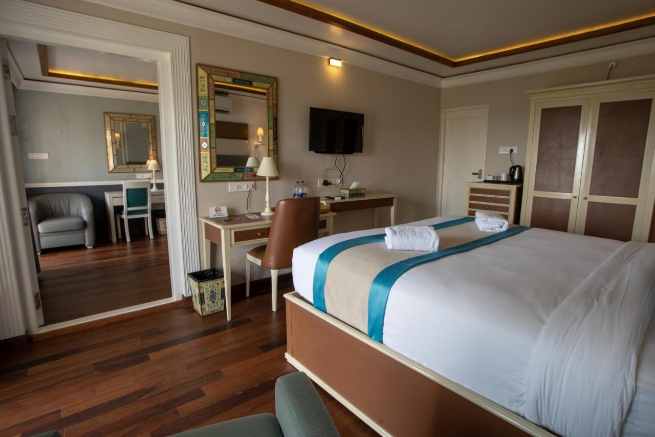 State Beach Resort And Spa Каннур Экстерьер фото